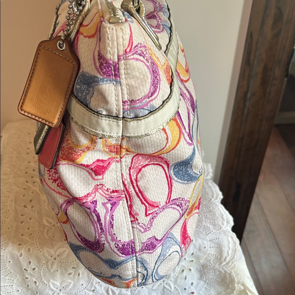 Coach Multicolor Signature Shoulder Bag - Picture 8 of 16